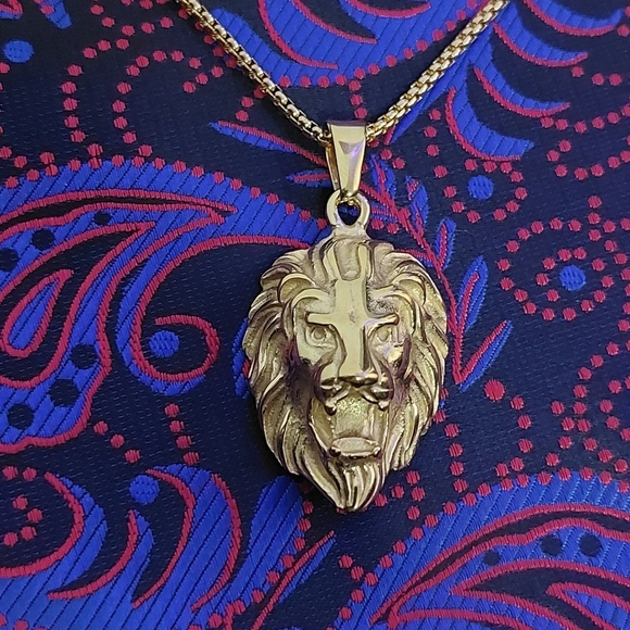 18K Gold Plated Lion Pendant Necklace Chain - Picture 11 of 12